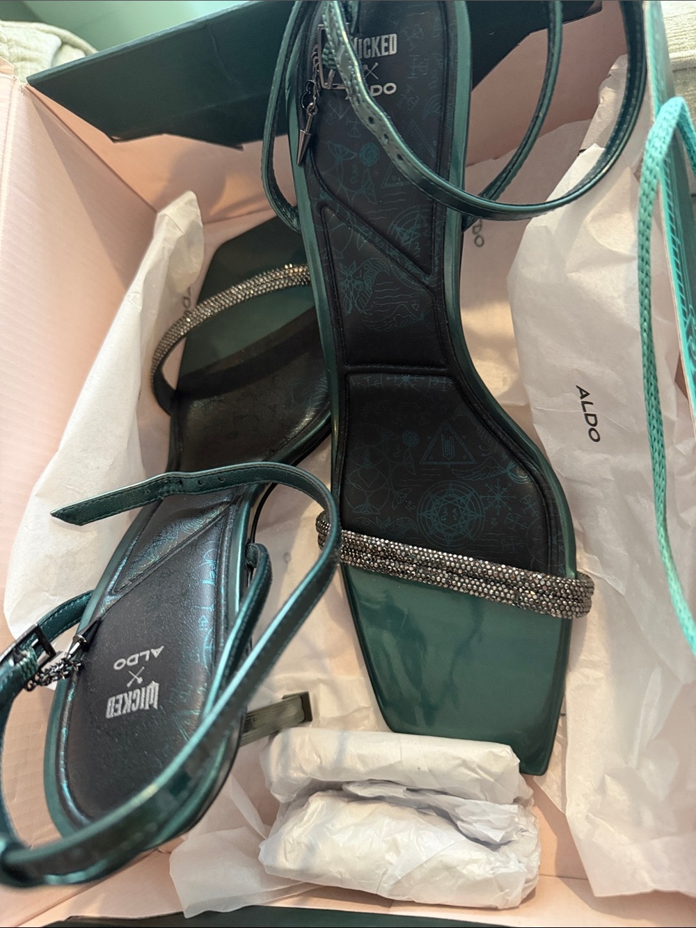 Aldo Wicked  Emerald Green Strappy Heeled Sandals with Jeweled Front Strap